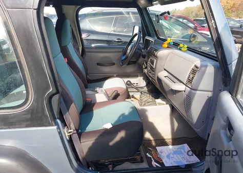 1998 Jeep Wrangler Sport from USA, damaged, VIN 1J4FY19SXWP750481